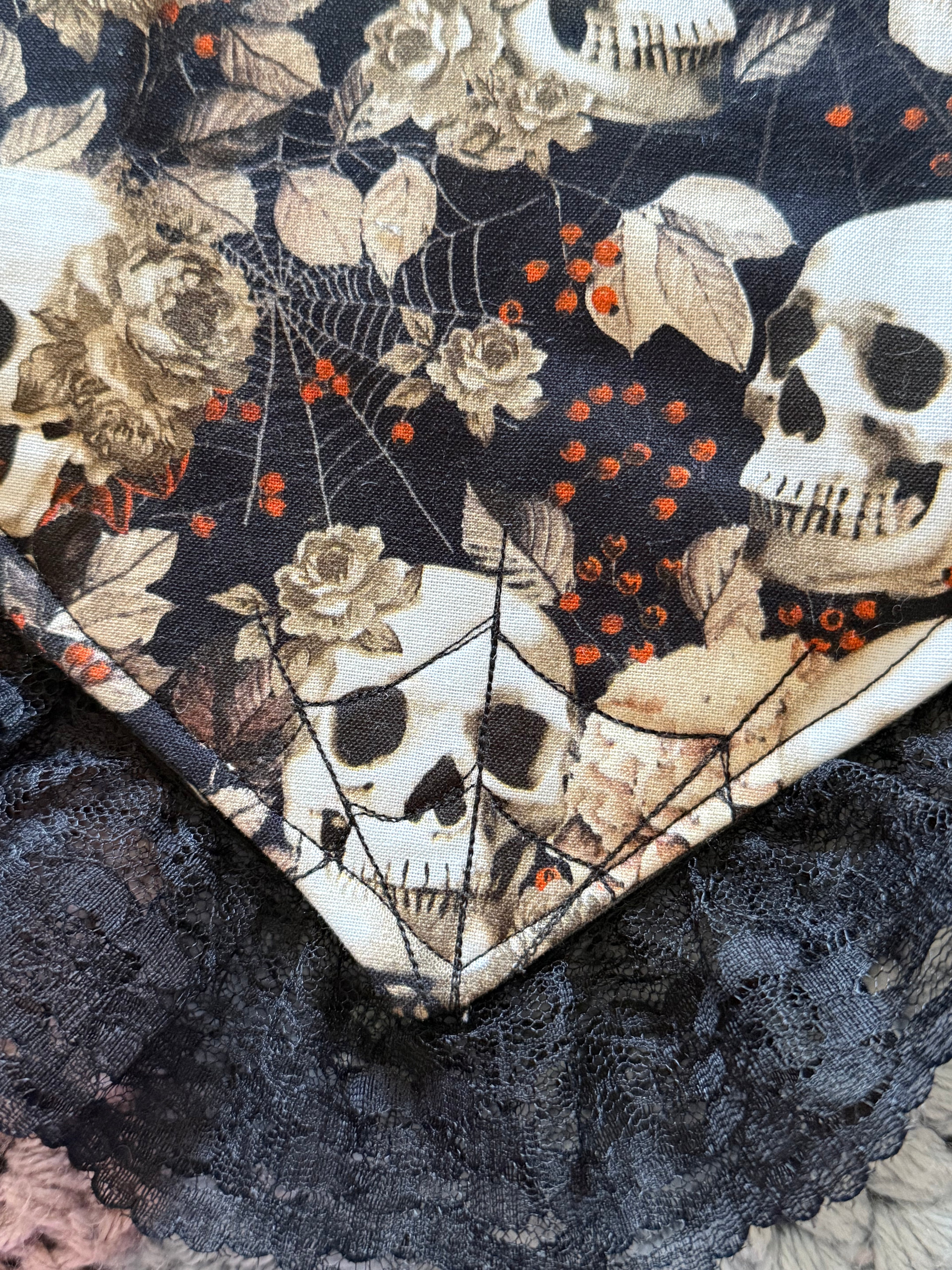 Mini skulls and roses